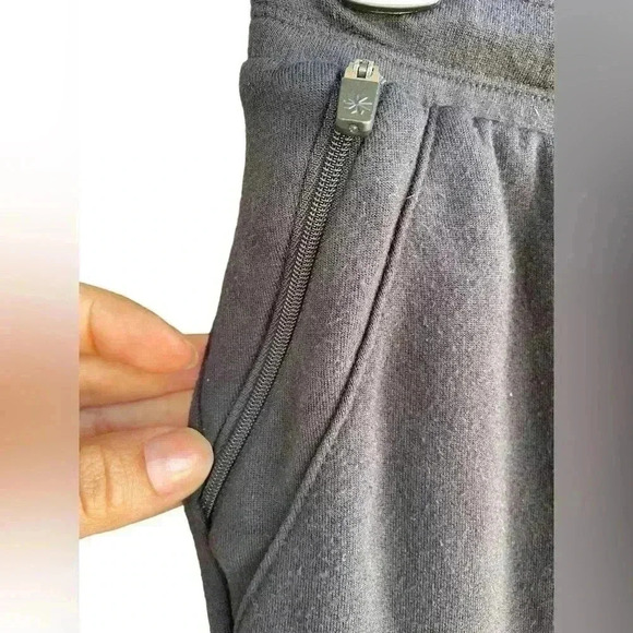 ATHLETA GIRL jogger lightweight black sz 12 zip pockets adjustable waist used - Picture 2 of 5